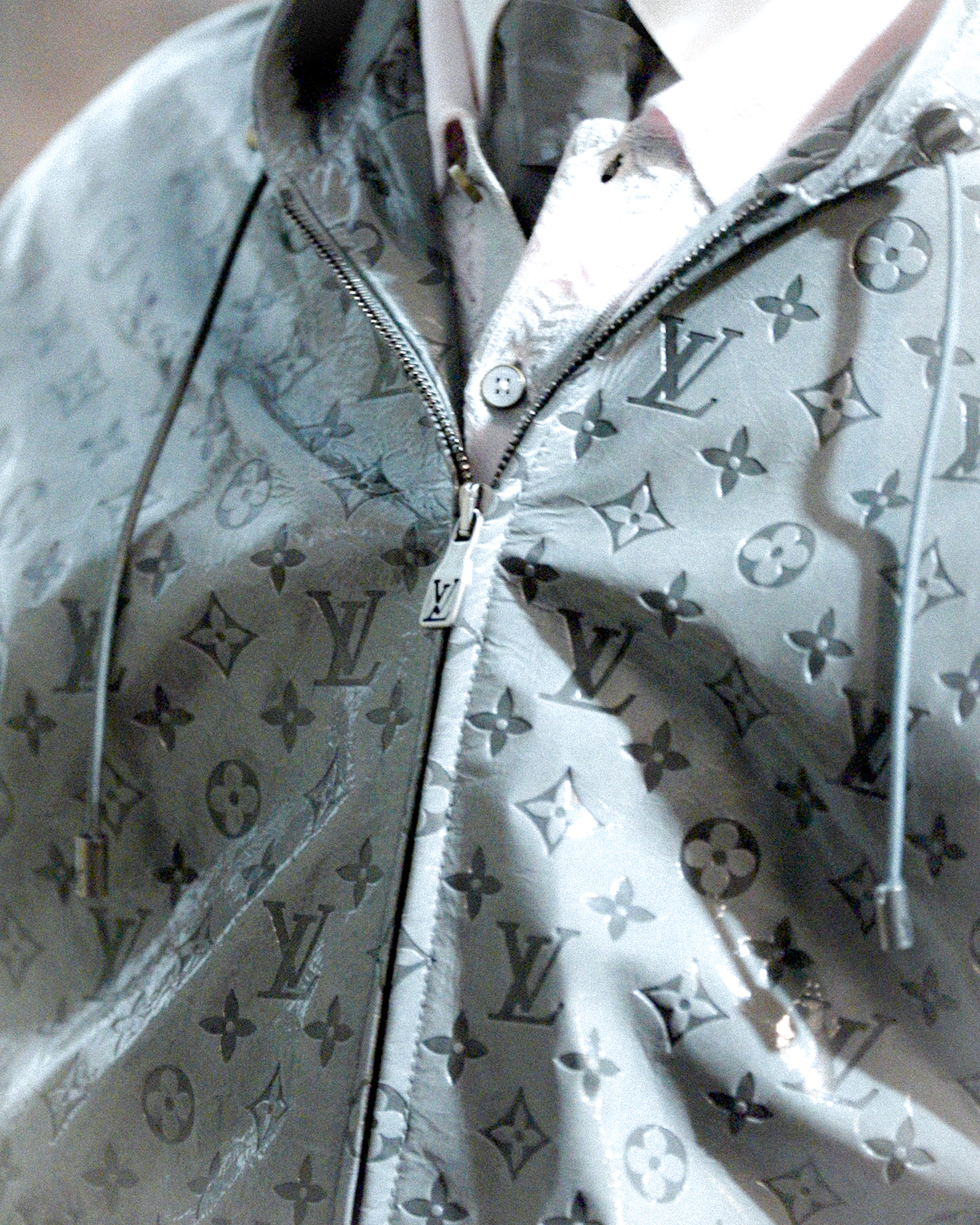  LOVTM 
